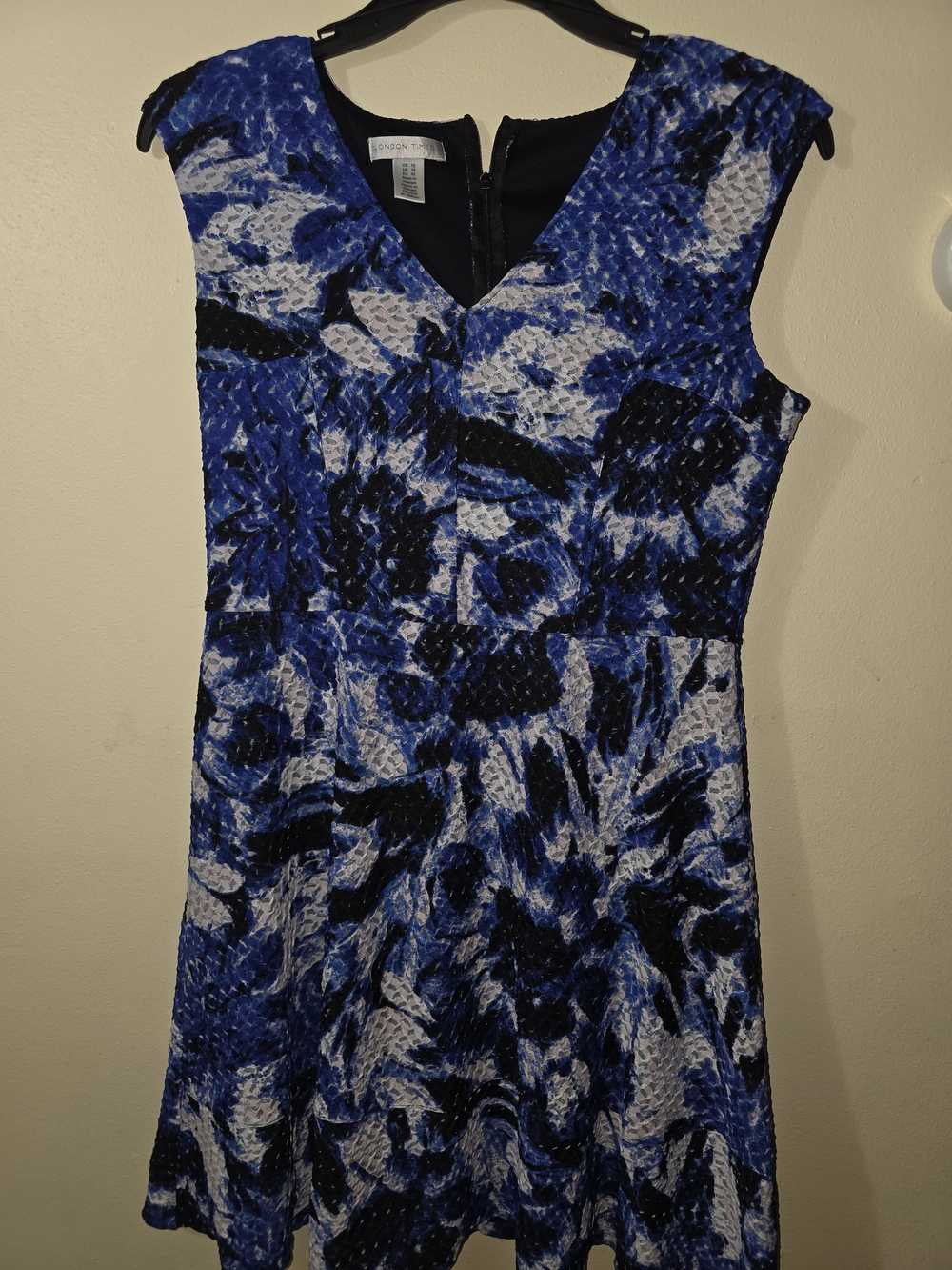 London Times Blue, Black & White Floral Textured Midi Dress
